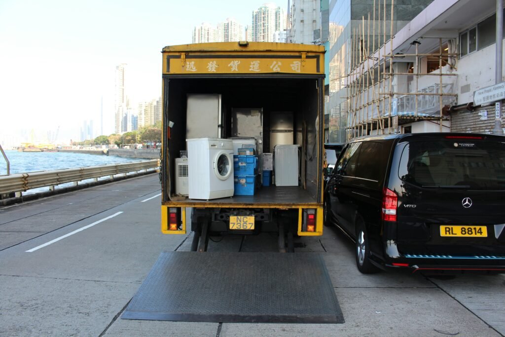 how to choose a reliable moving company