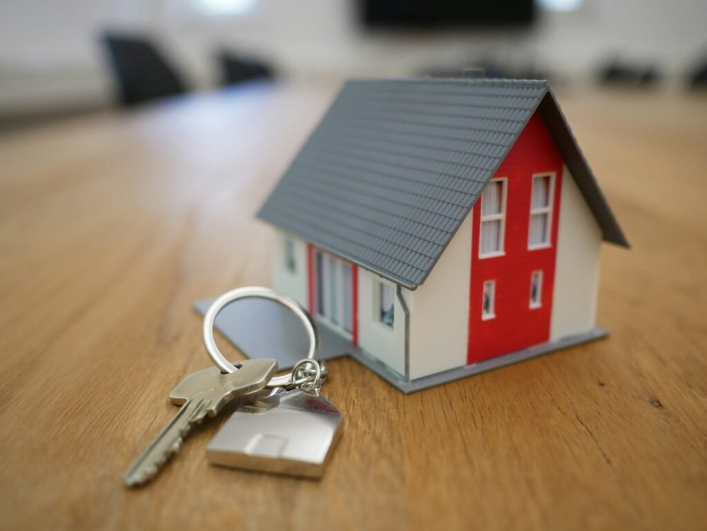 Who Should You Notify When Moving? Complete Change-of-Address Checklist